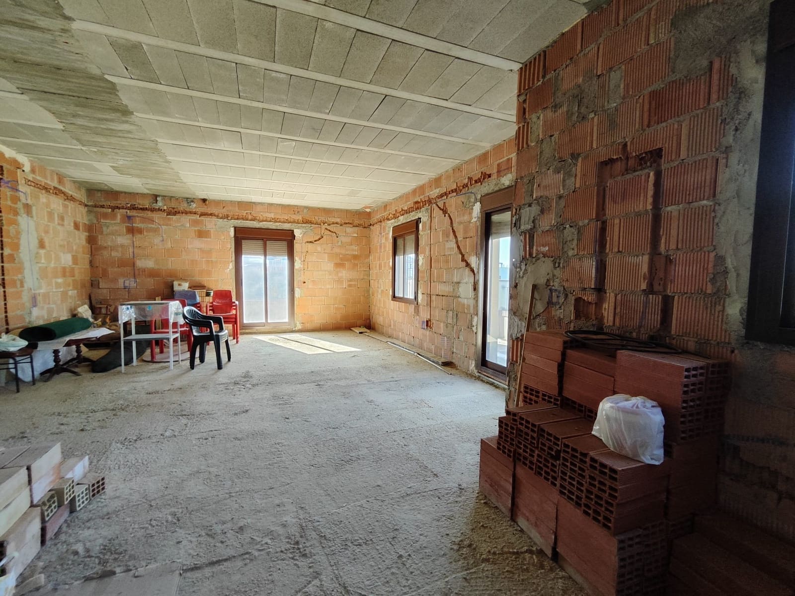 5 bedroom Villa for sale in Rute with garage - € 262,000 (Ref: 7706426)