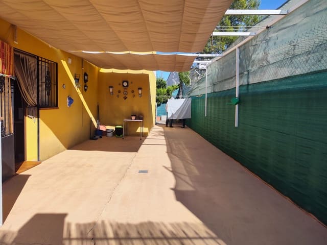 5 soverom Villa til salgs i Rute med garasje - € 262 000 (Ref: 7706426)