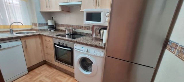 2 bedroom Apartment for rent in Zona Puerto Deportivo, Fuengirola - € 1,100 (Ref: 7711570)