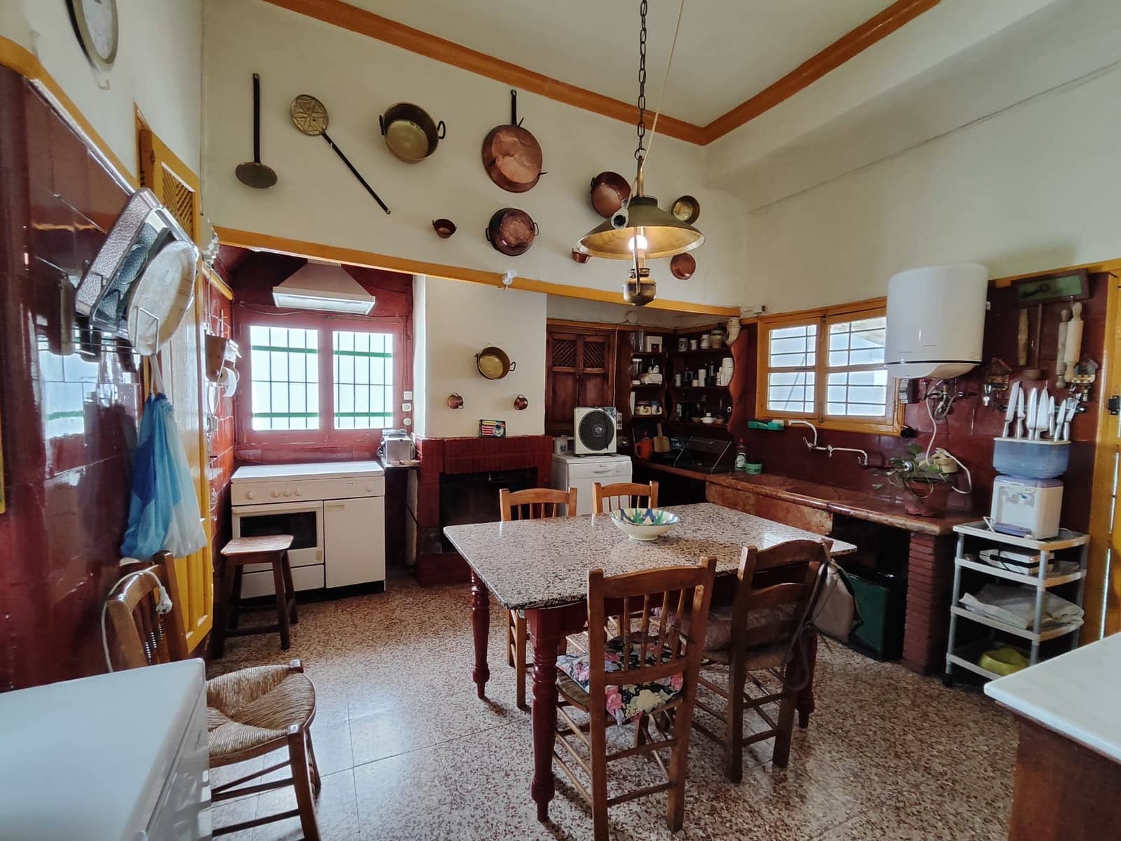 6 soveværelse Rækkehus til salg i Rute med garage - € 330.000 (Ref: 7744936)