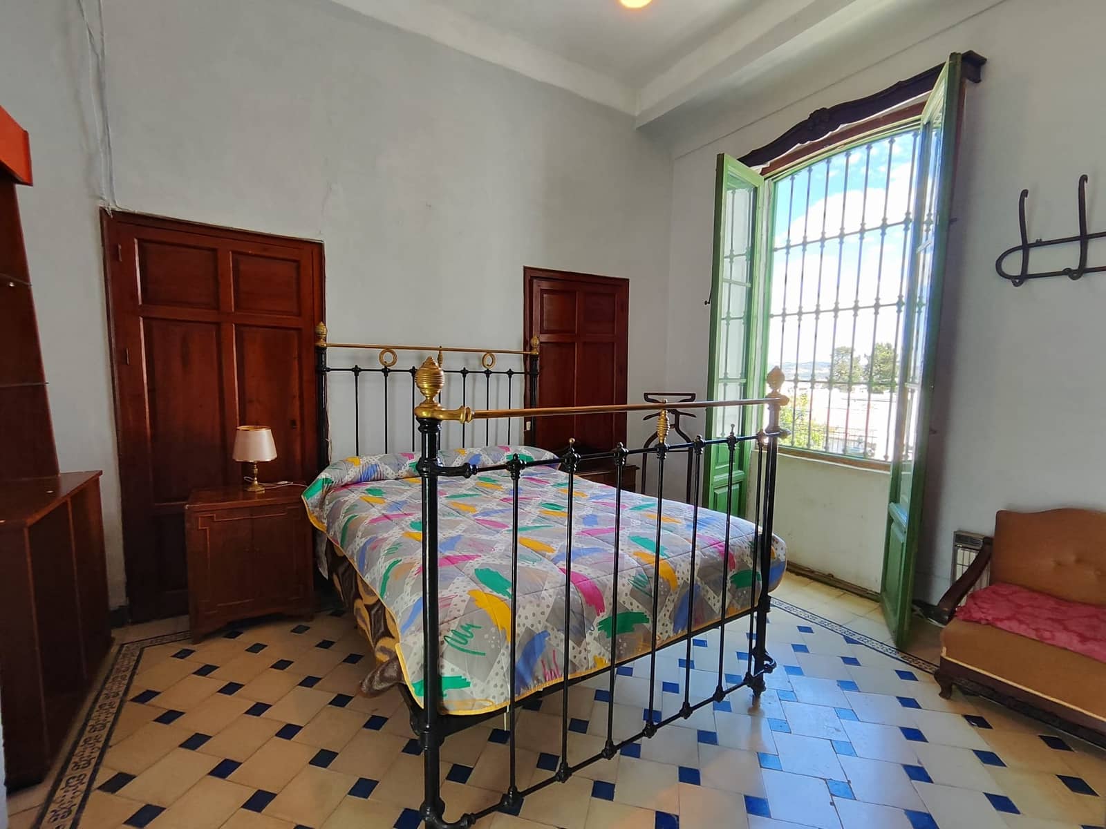 6 soveværelse Rækkehus til salg i Rute med garage - € 330.000 (Ref: 7744936)