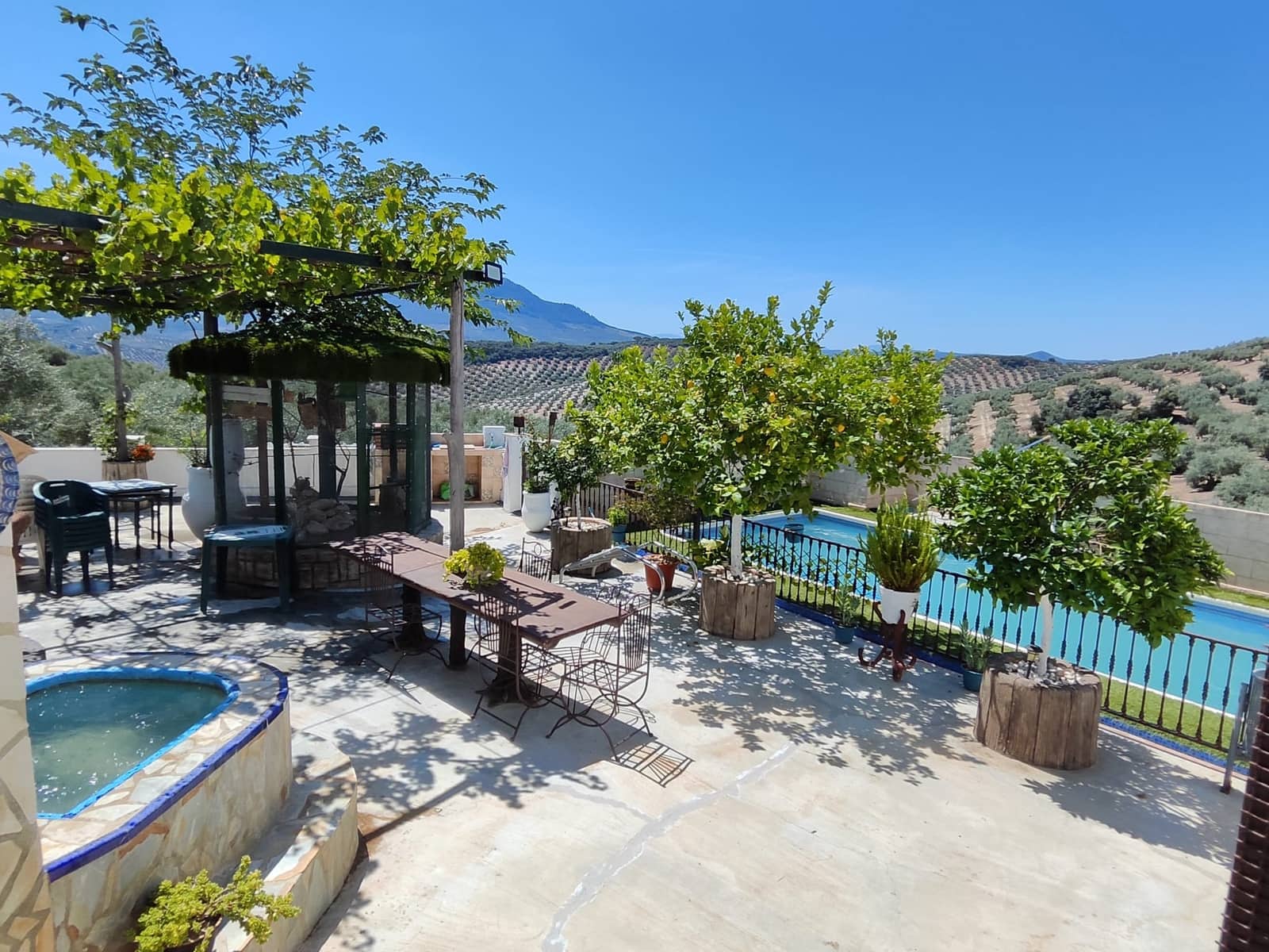 3 slaapkamer Finca/Landhuis te koop in Zambra met zwembad - € 220.000 (Ref: 7753984)