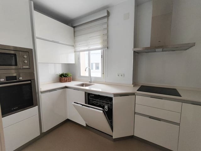 3 camera da letto Appartamento in vendita in Rute - 120.000 € (Rif: 7754954)