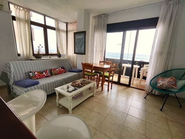 1 makuuhuone Ranta-asunto vuokrattavana paikassa Centro ciudad, Fuengirola - 1 300 € (Ref: 7776435)