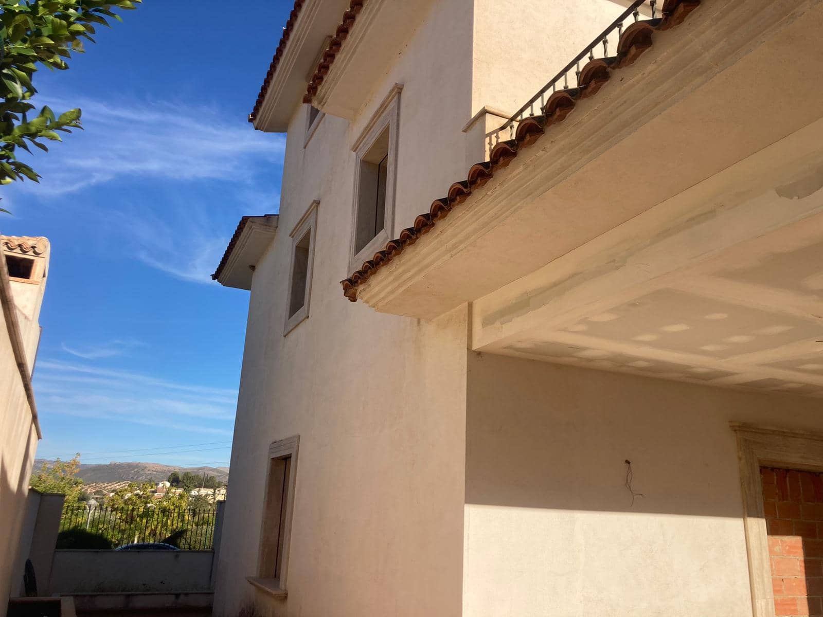 7 soveværelse Villa til salg i Priego de Cordoba med swimmingpool garage - € 340.000 (Ref: 7866703)