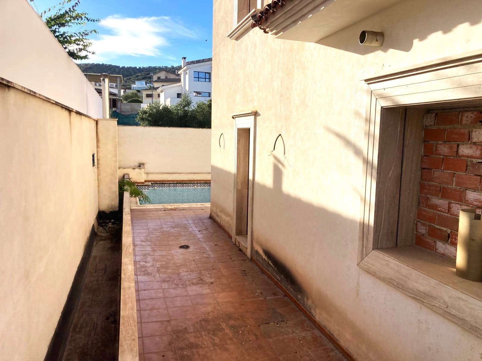 7 soveværelse Villa til salg i Priego de Cordoba med swimmingpool garage - € 340.000 (Ref: 7866703)