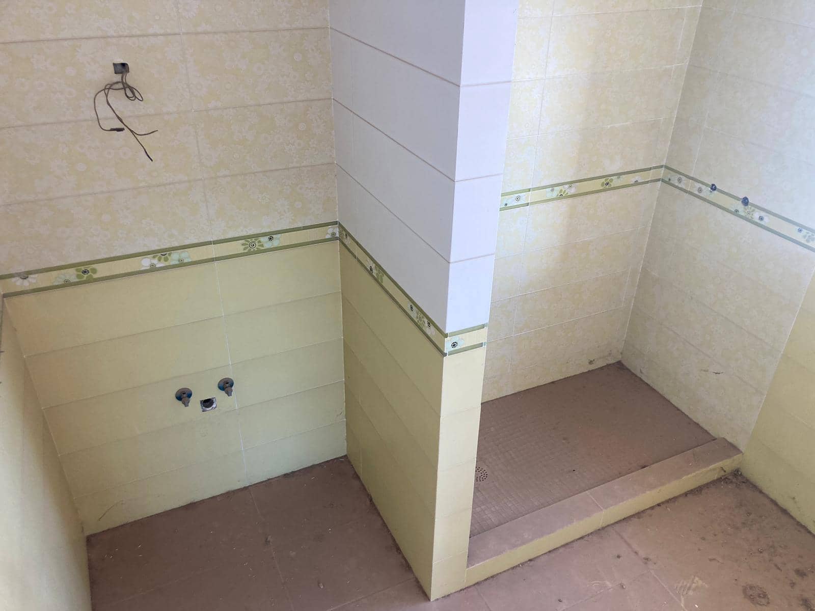 7 soveværelse Villa til salg i Priego de Cordoba med swimmingpool garage - € 340.000 (Ref: 7866703)