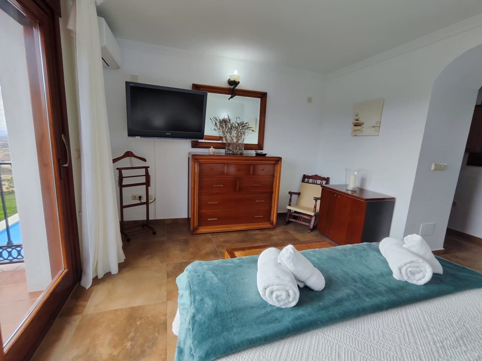 9 soveværelse Finca/Landehus til salg i Antequera med swimmingpool garage - € 2.300.000 (Ref: 7901413)