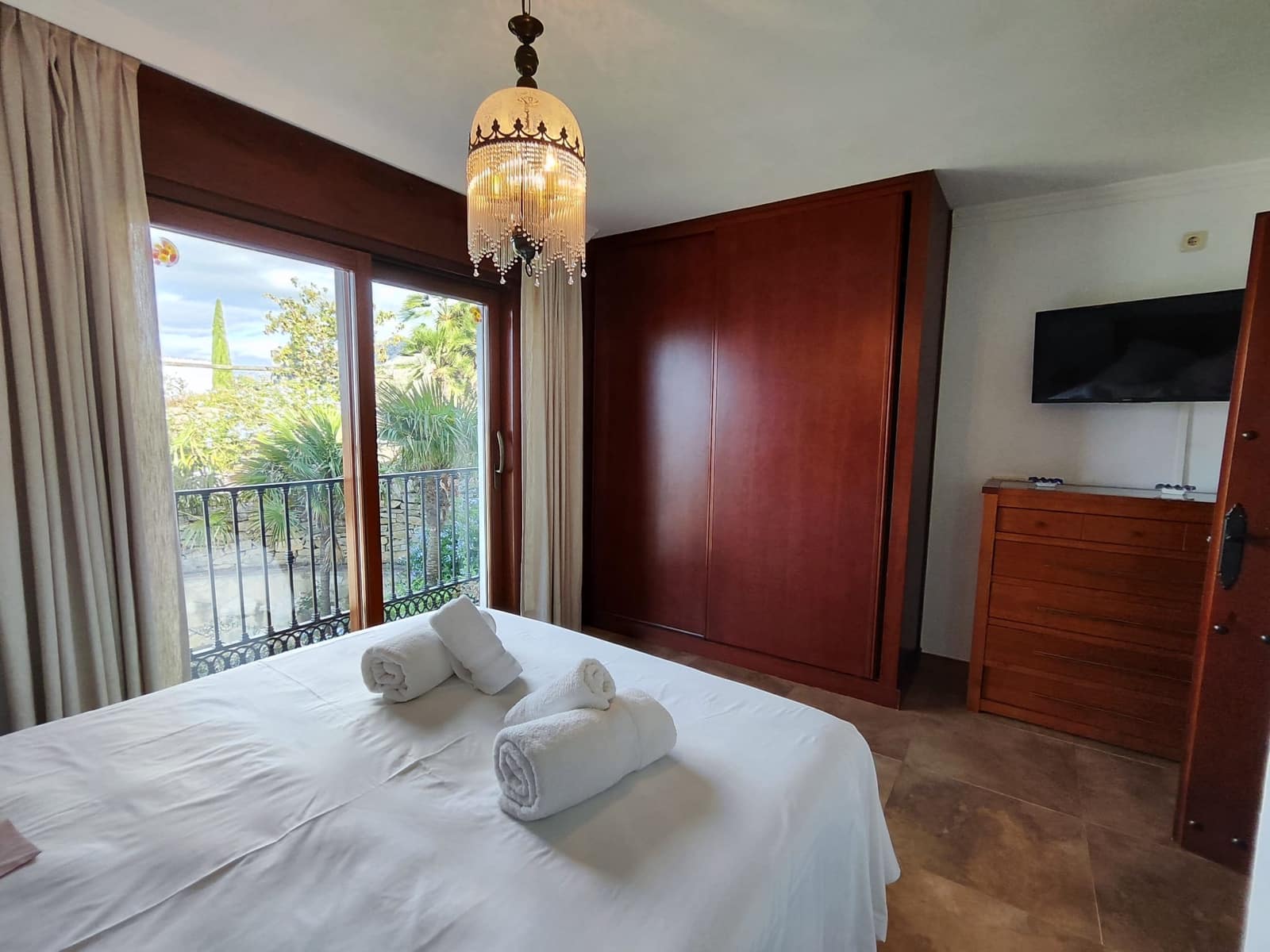 9 soveværelse Finca/Landehus til salg i Antequera med swimmingpool garage - € 2.300.000 (Ref: 7901413)