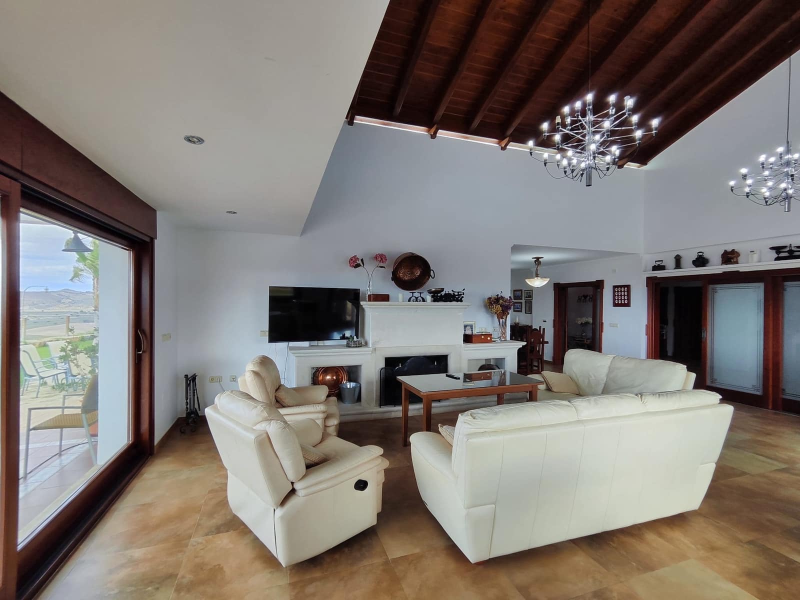 9 soveværelse Finca/Landehus til salg i Antequera med swimmingpool garage - € 2.300.000 (Ref: 7901413)