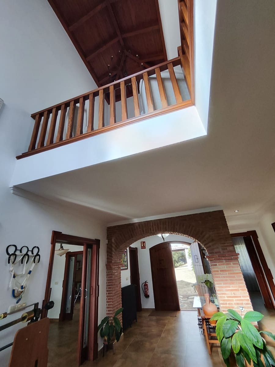 9 soveværelse Finca/Landehus til salg i Antequera med swimmingpool garage - € 2.300.000 (Ref: 7901413)