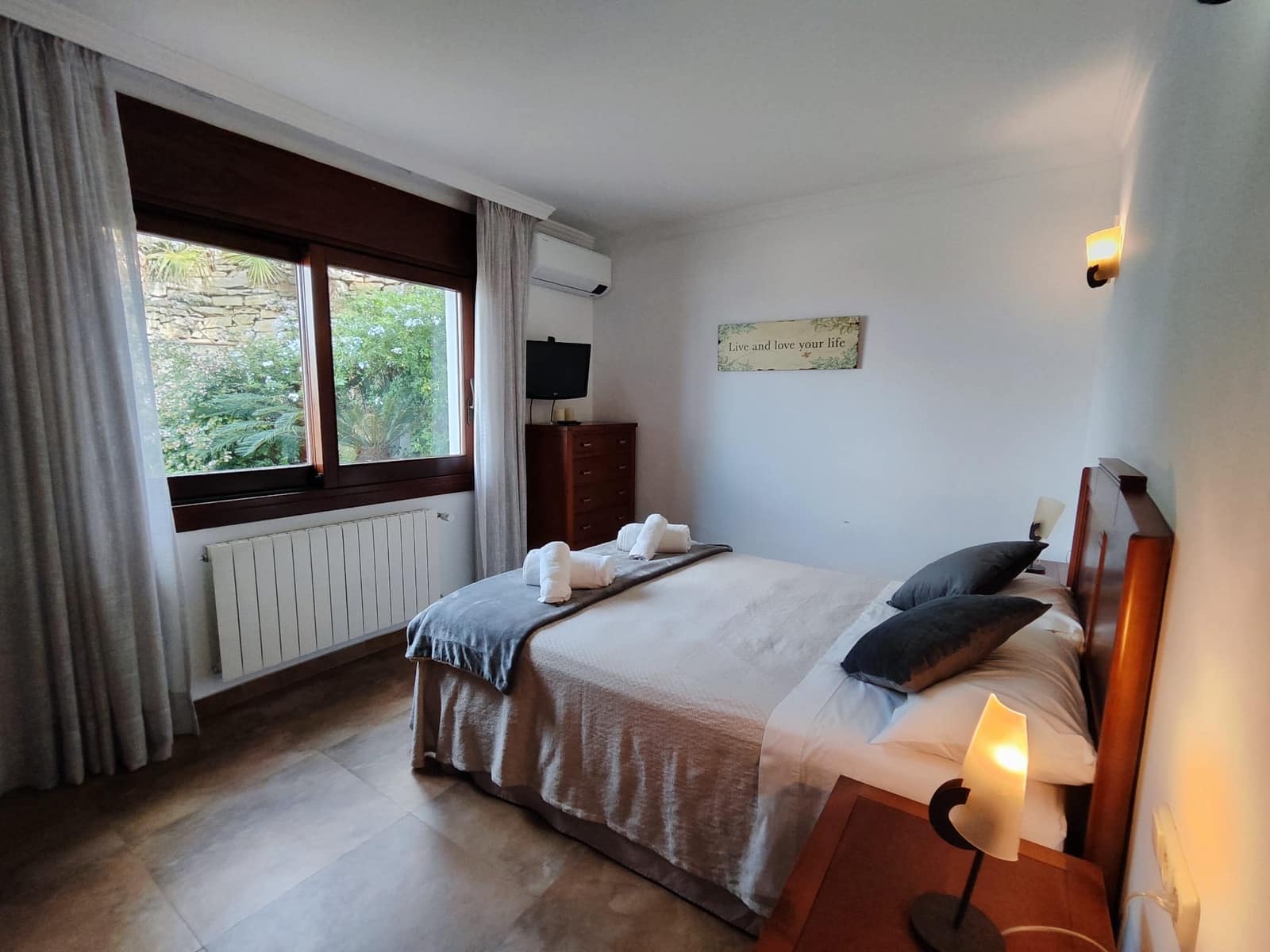 9 soveværelse Finca/Landehus til salg i Antequera med swimmingpool garage - € 2.300.000 (Ref: 7901413)