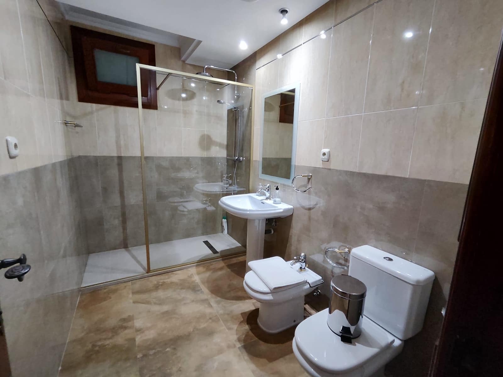 9 soveværelse Finca/Landehus til salg i Antequera med swimmingpool garage - € 2.300.000 (Ref: 7901413)