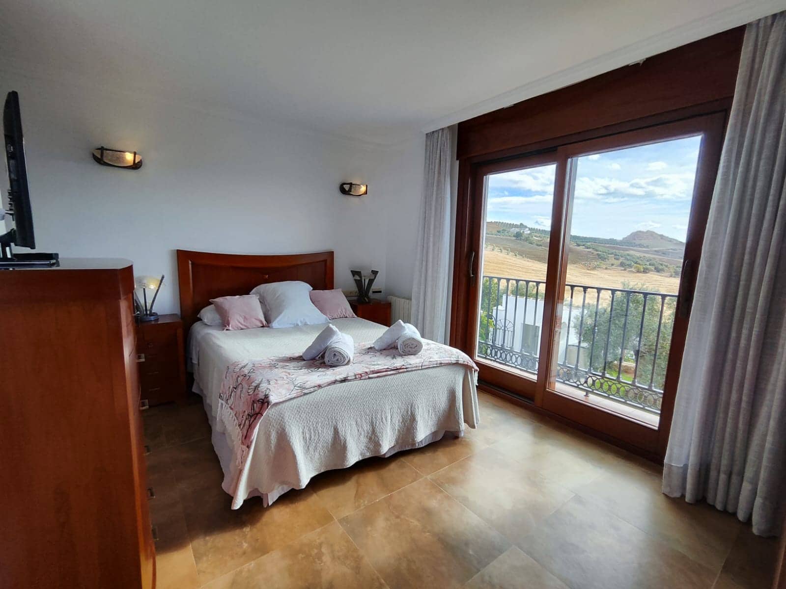 9 soveværelse Finca/Landehus til salg i Antequera med swimmingpool garage - € 2.300.000 (Ref: 7901413)