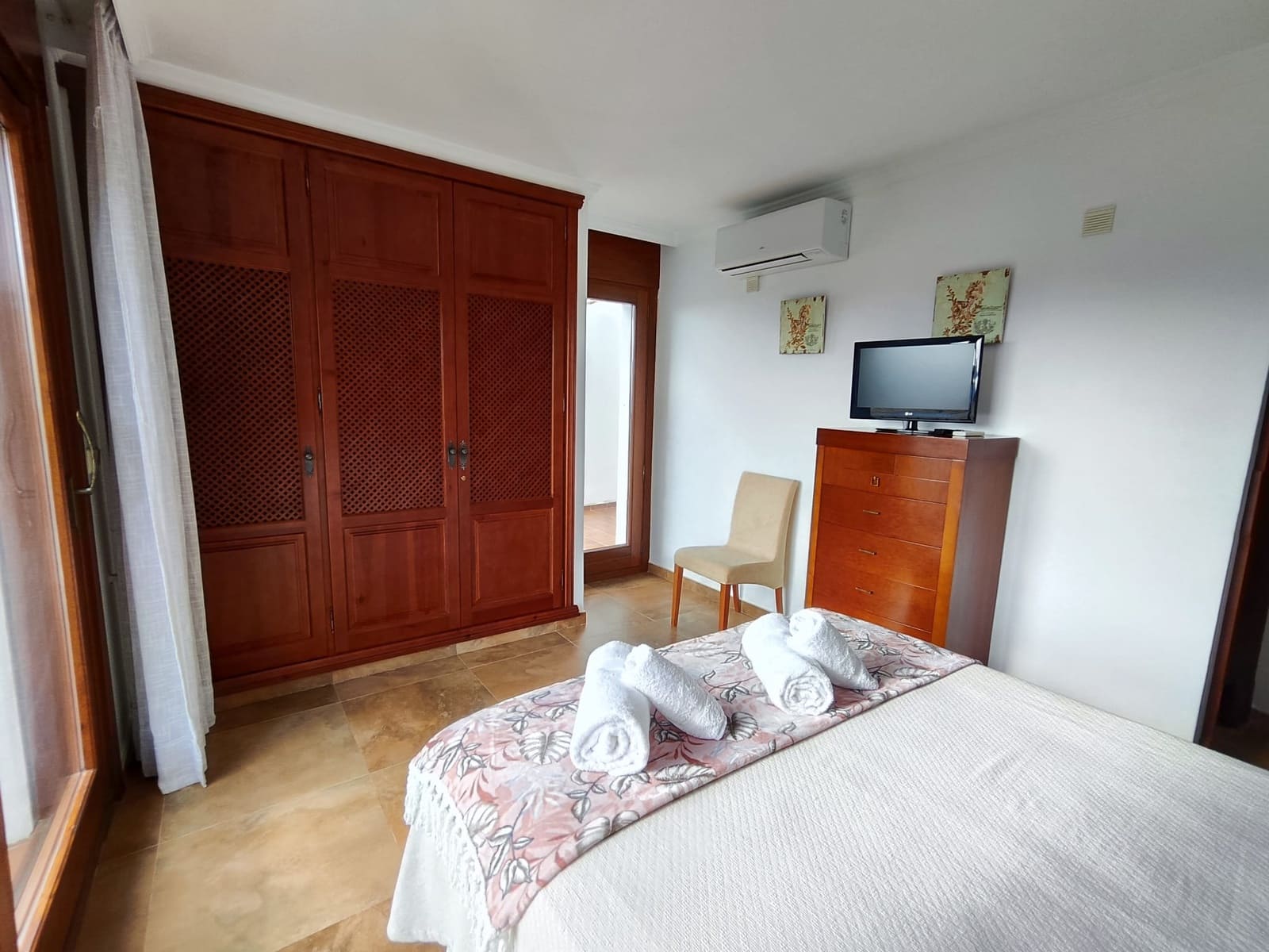 9 soveværelse Finca/Landehus til salg i Antequera med swimmingpool garage - € 2.300.000 (Ref: 7901413)