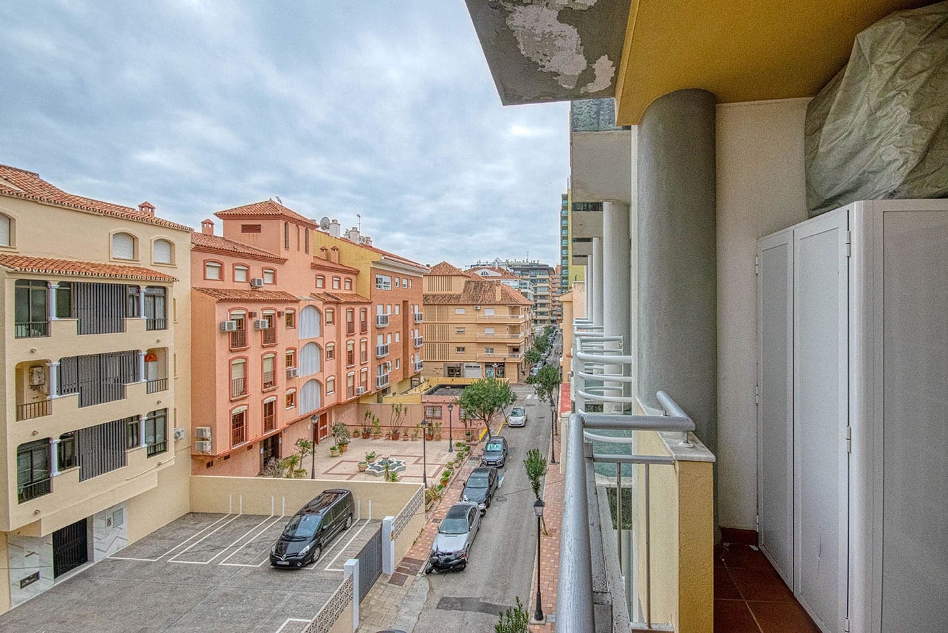 2 soveværelse Strandlejlighed til leje i Fuengirola - € 1.000 (Ref: 8115890)