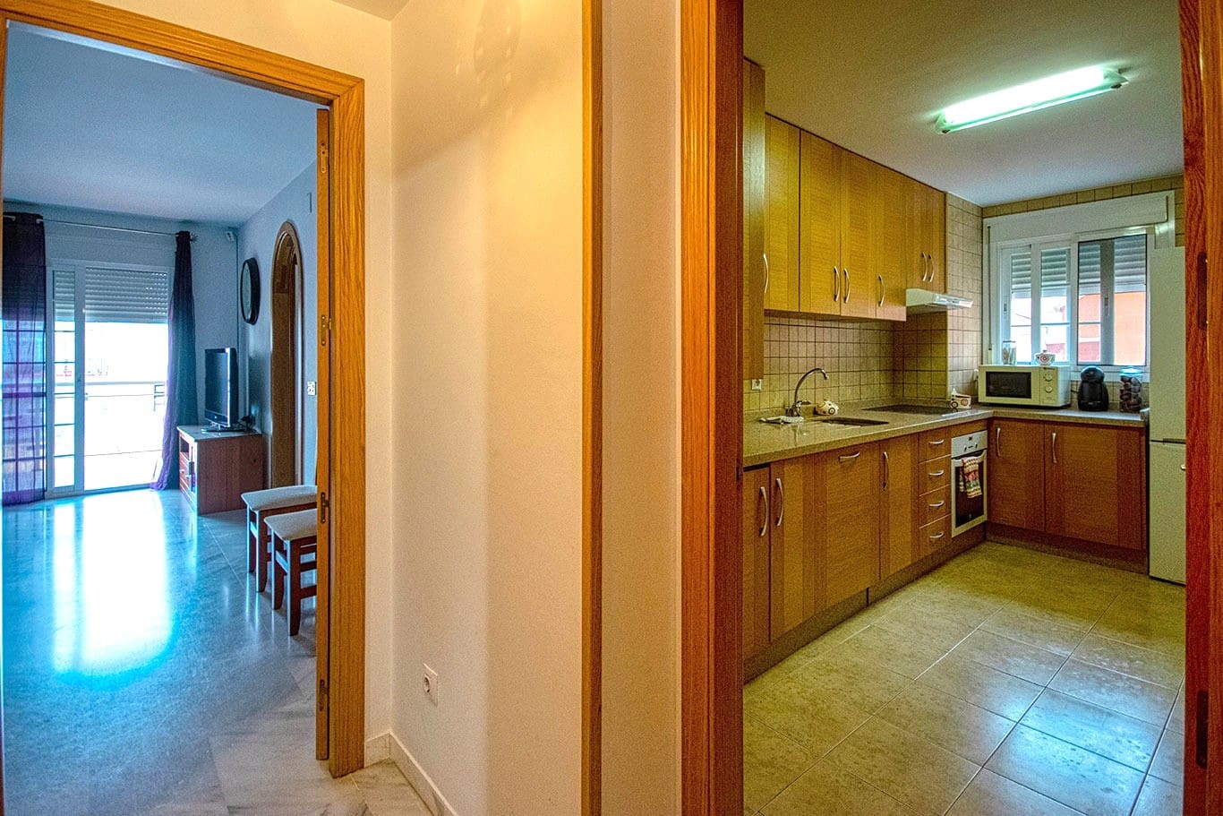 2 bedroom Beach Apartment for rent in Fuengirola - € 1,000 (Ref: 8115905)