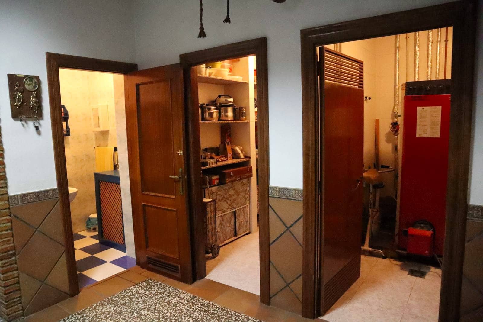 6 soveværelse Finca/Landehus til salg i Benameji med garage - € 279.000 (Ref: 8288666)