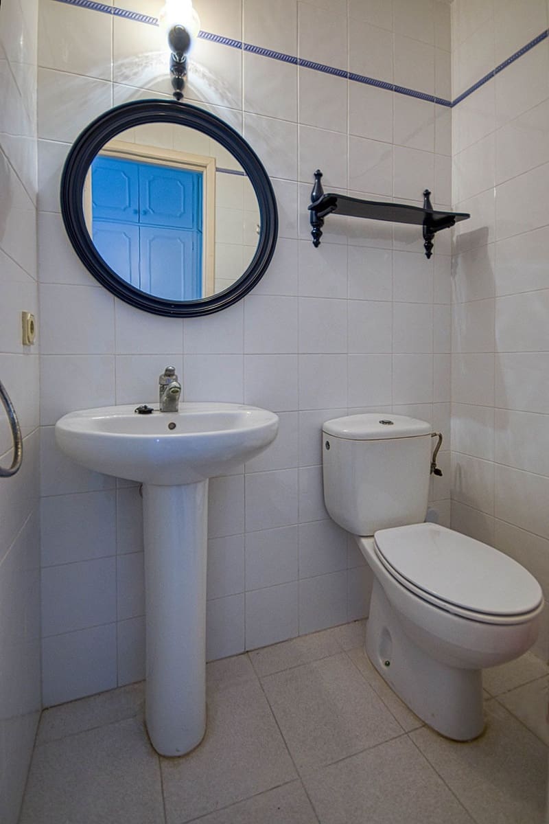 2 bedroom Beach Apartment for rent in Fuengirola - € 1,200 (Ref: 8299766)