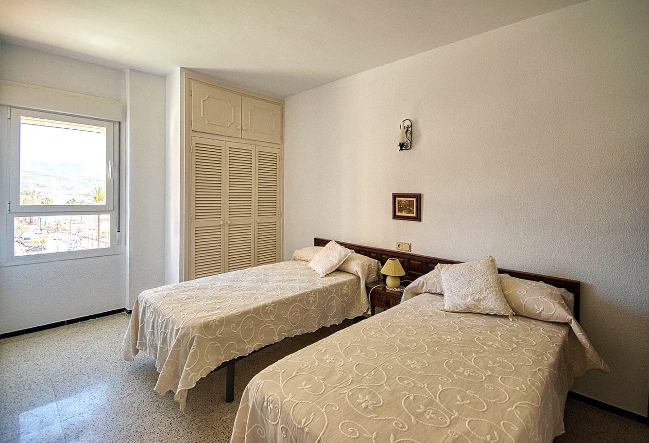 2 bedroom Beach Apartment for rent in Fuengirola - € 1,200 (Ref: 8299766)