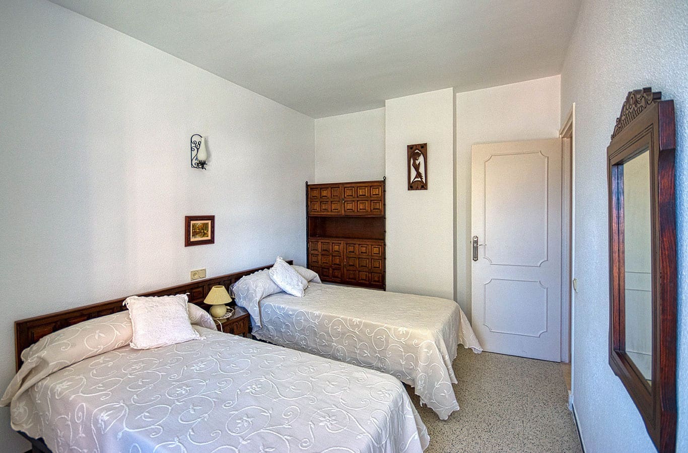 2 bedroom Beach Apartment for rent in Fuengirola - € 1,200 (Ref: 8299766)