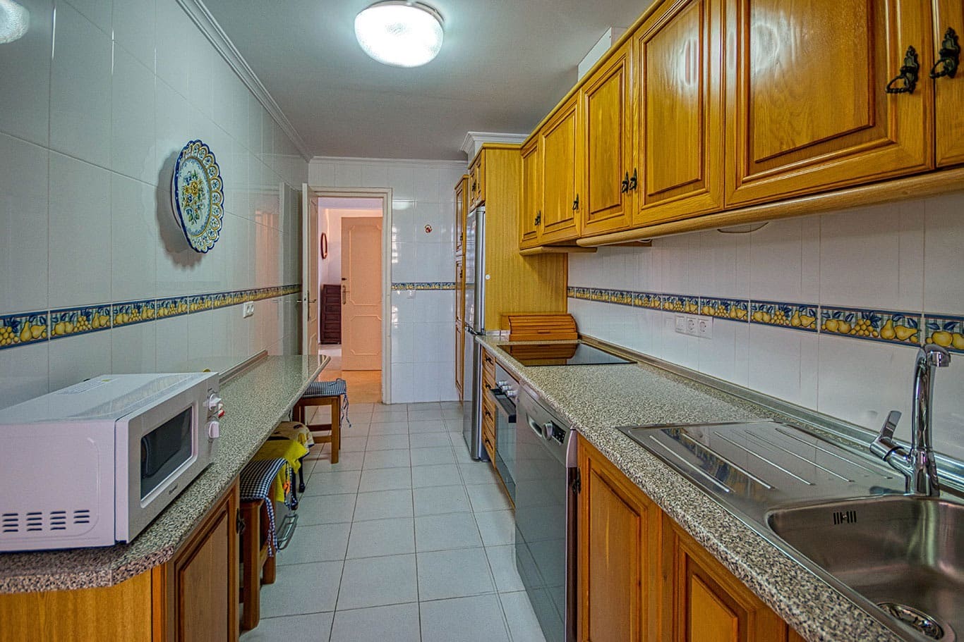 2 bedroom Beach Apartment for rent in Fuengirola - € 1,200 (Ref: 8299766)