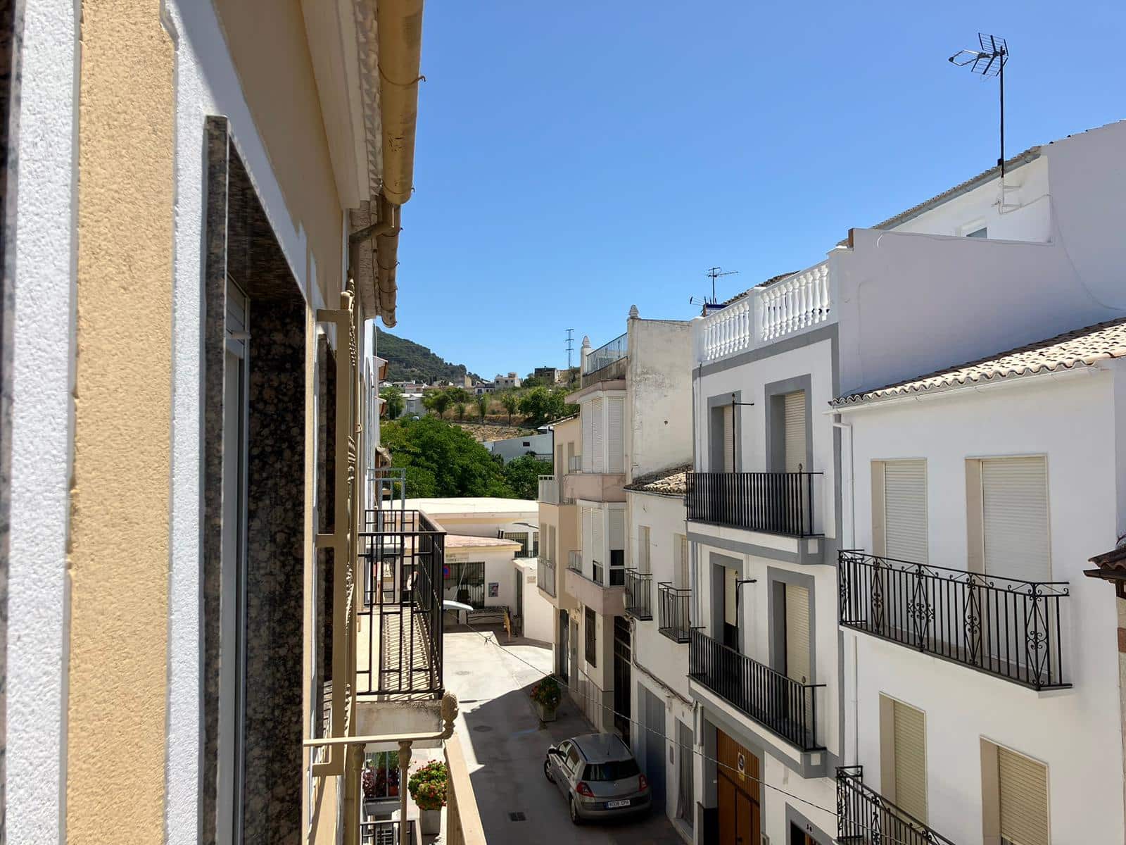 3 soveværelse Byhus til salg i Rute med garage - € 150.000 (Ref: 8508150)