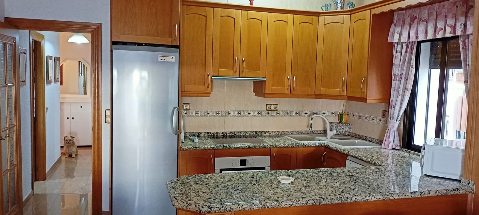 2 slaapkamer Strandappartement te huur in Fuengirola - € 1.300 (Ref: 8511102)