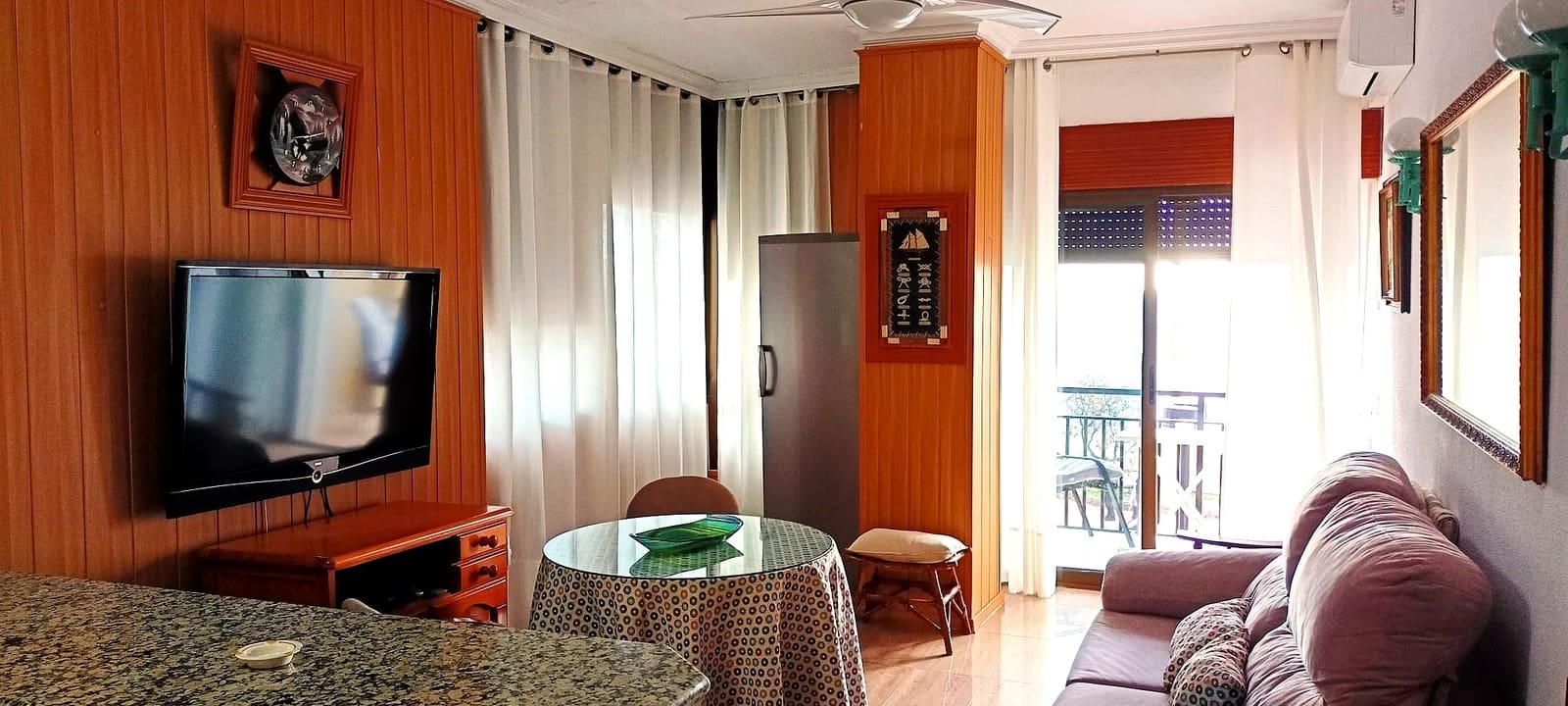 2 slaapkamer Strandappartement te huur in Fuengirola - € 1.300 (Ref: 8511102)