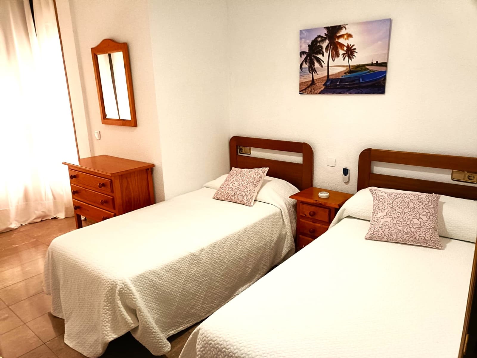 2 slaapkamer Strandappartement te huur in Fuengirola - € 1.300 (Ref: 8511102)