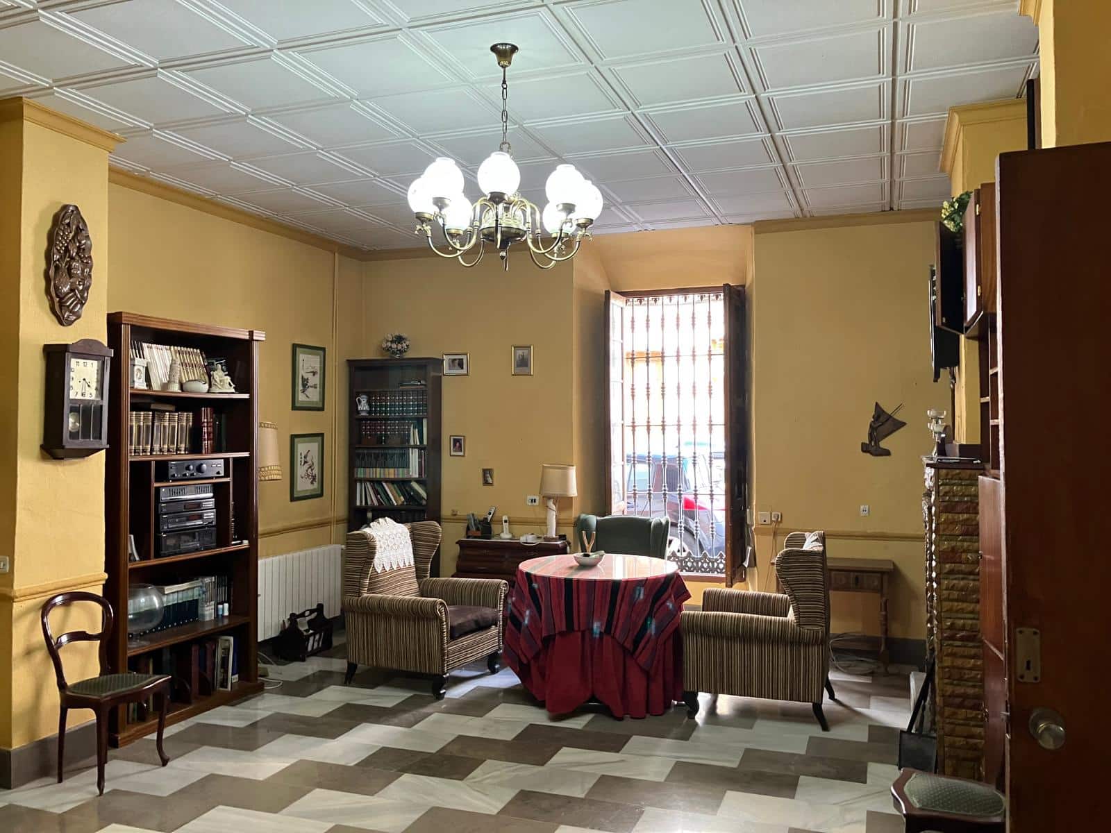 6 soveværelse Byhus til salg i Rute med garage - € 295.000 (Ref: 8520849)