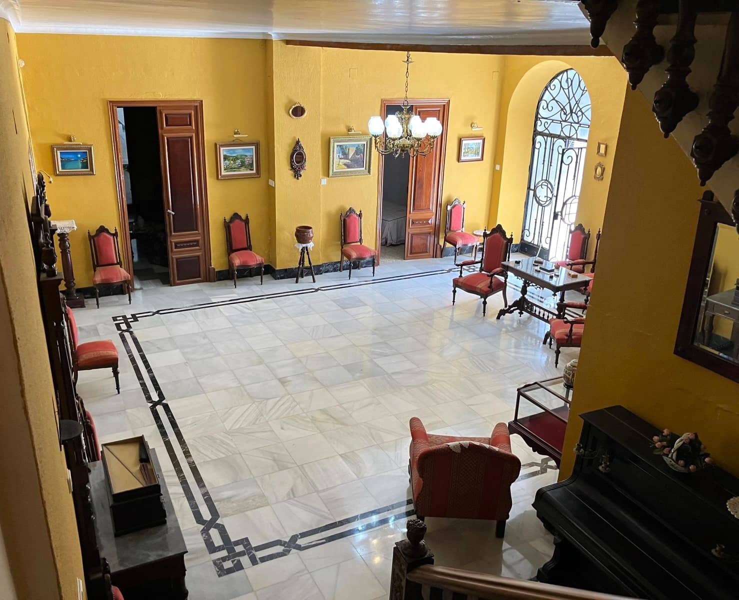 6 soveværelse Byhus til salg i Rute med garage - € 295.000 (Ref: 8520849)