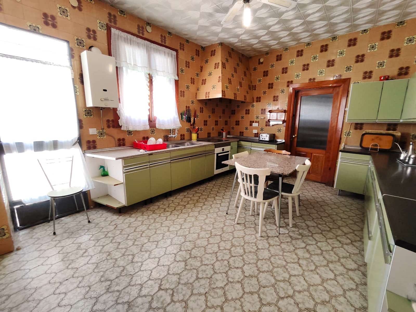 6 soveværelse Byhus til salg i Rute med garage - € 295.000 (Ref: 8520849)