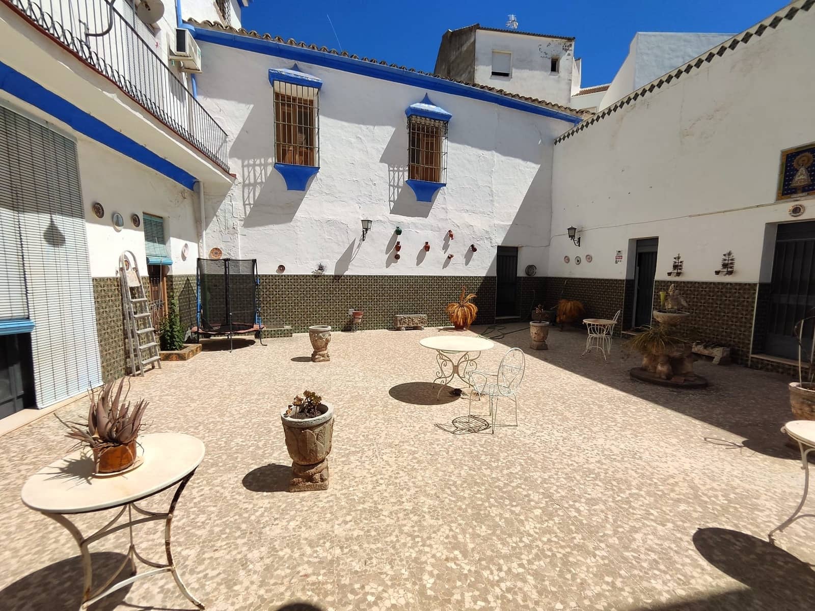 6 soveværelse Byhus til salg i Rute med garage - € 295.000 (Ref: 8520849)