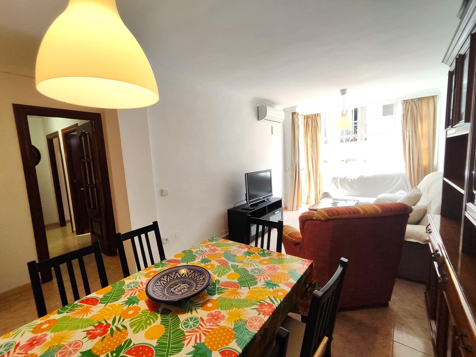 3 soveværelse Lejlighed til leje i Fuengirola - € 1.000 (Ref: 8533523)