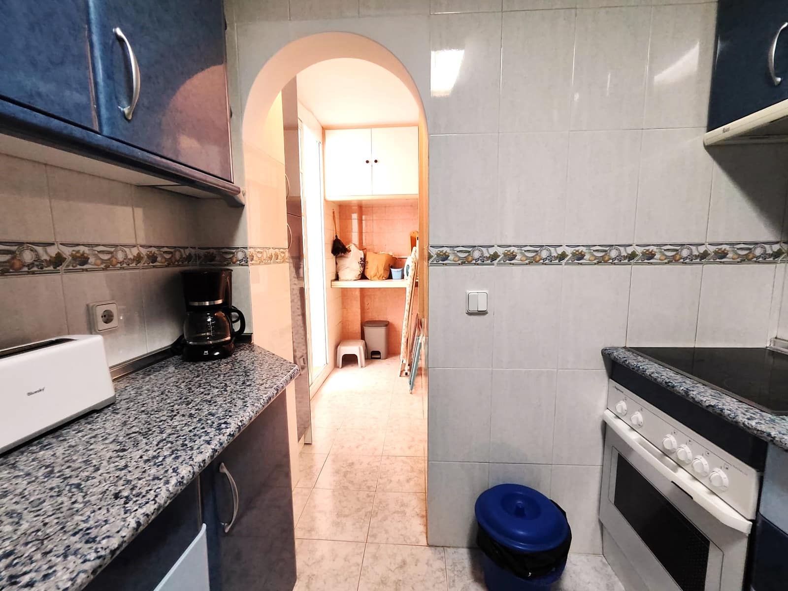 3 soveværelse Lejlighed til leje i Fuengirola - € 1.000 (Ref: 8533523)