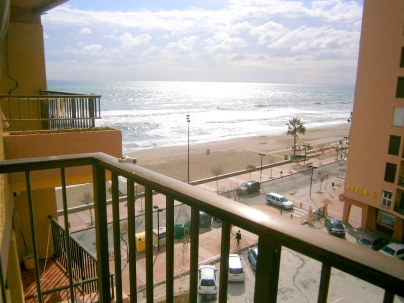 2 soveværelse Strandlejlighed til leje i Fuengirola med garage - € 1.270 (Ref: 8740846)