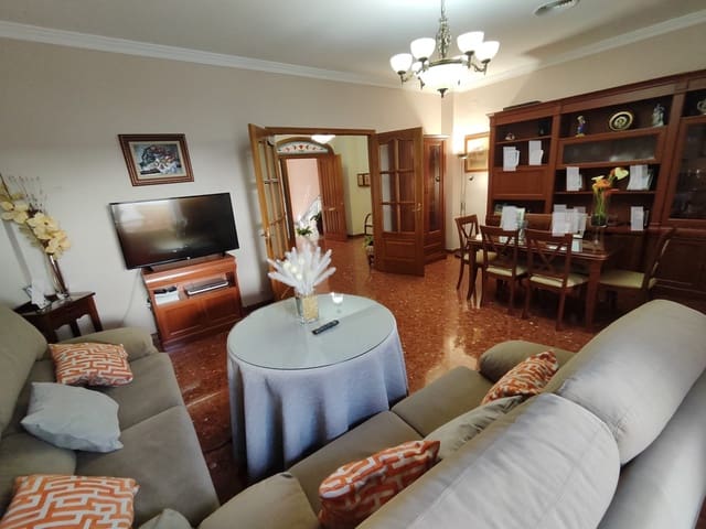 6 Zimmer Haus zu verkaufen in Rute mit Garage - 240.000 € (Ref: 8986862)