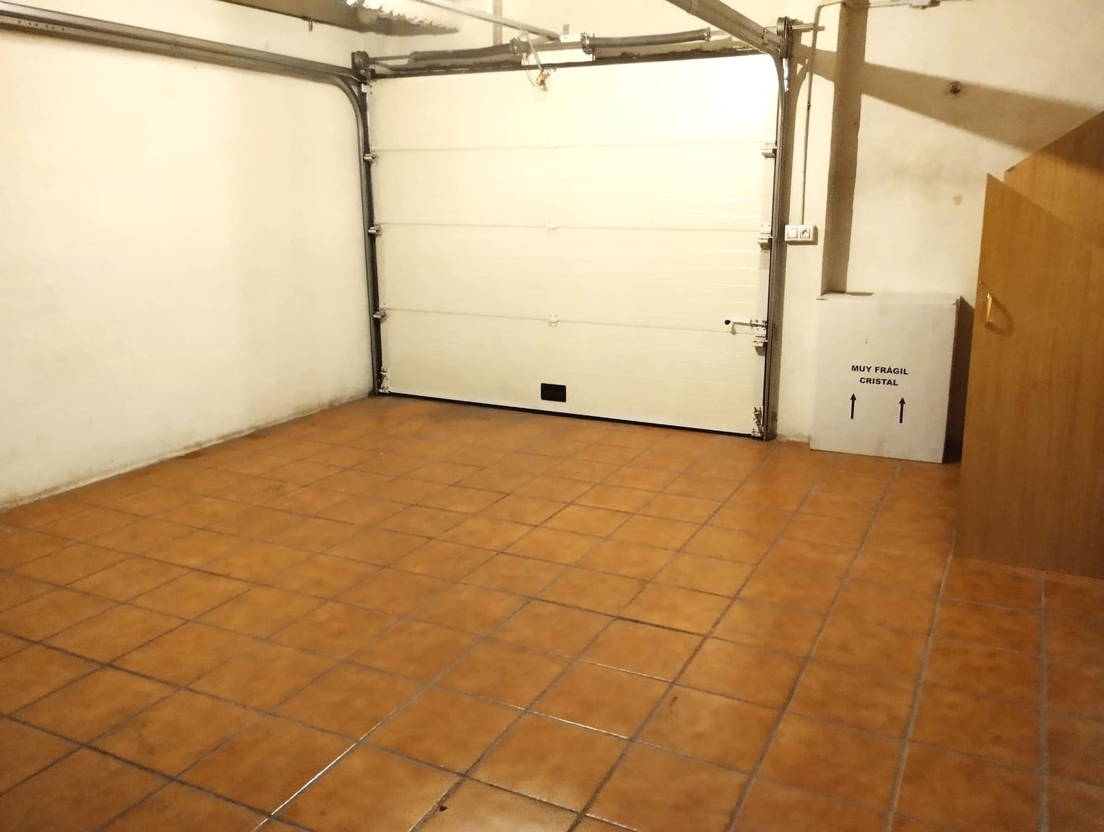 3 soveværelse Byhus til salg i Granada by med swimmingpool garage - € 380.000 (Ref: 9004430)