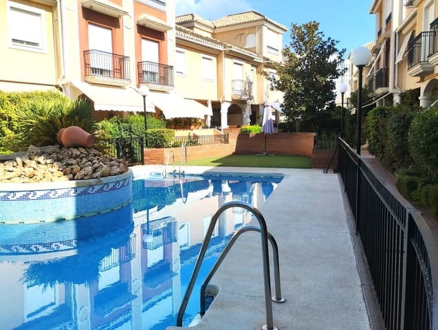 3 camera da letto Casa in vendita in Camino de Ronda - Rosaleda, Granada città con piscina garage - 380.000 € (Rif: 9004430)