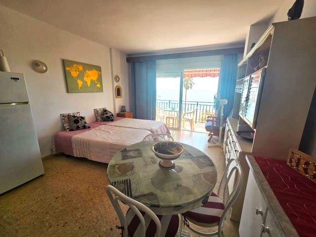 Strandleiligheter til leie i Fuengirola - € 780 (Ref: 9175982)
