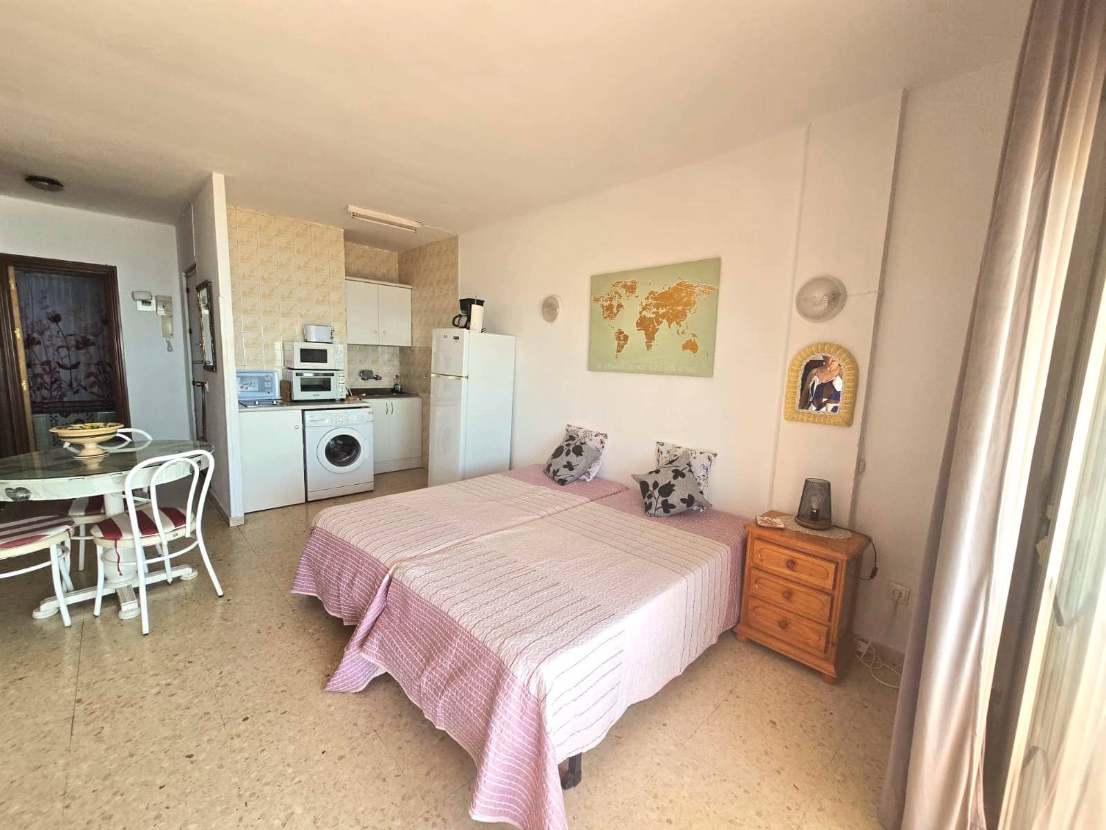 Strandleiligheter til leie i Fuengirola - € 780 (Ref: 9175982)