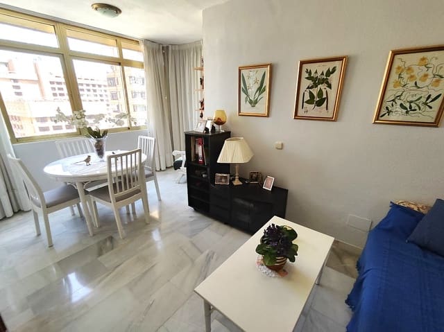 2 bedroom Beach Apartment for rent in Fuengirola - € 1,350 (Ref: 9195187)