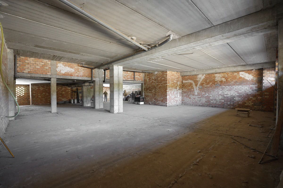 Kommersiell att hyra i Granada stad - 4 500 € (Ref: 9271895)