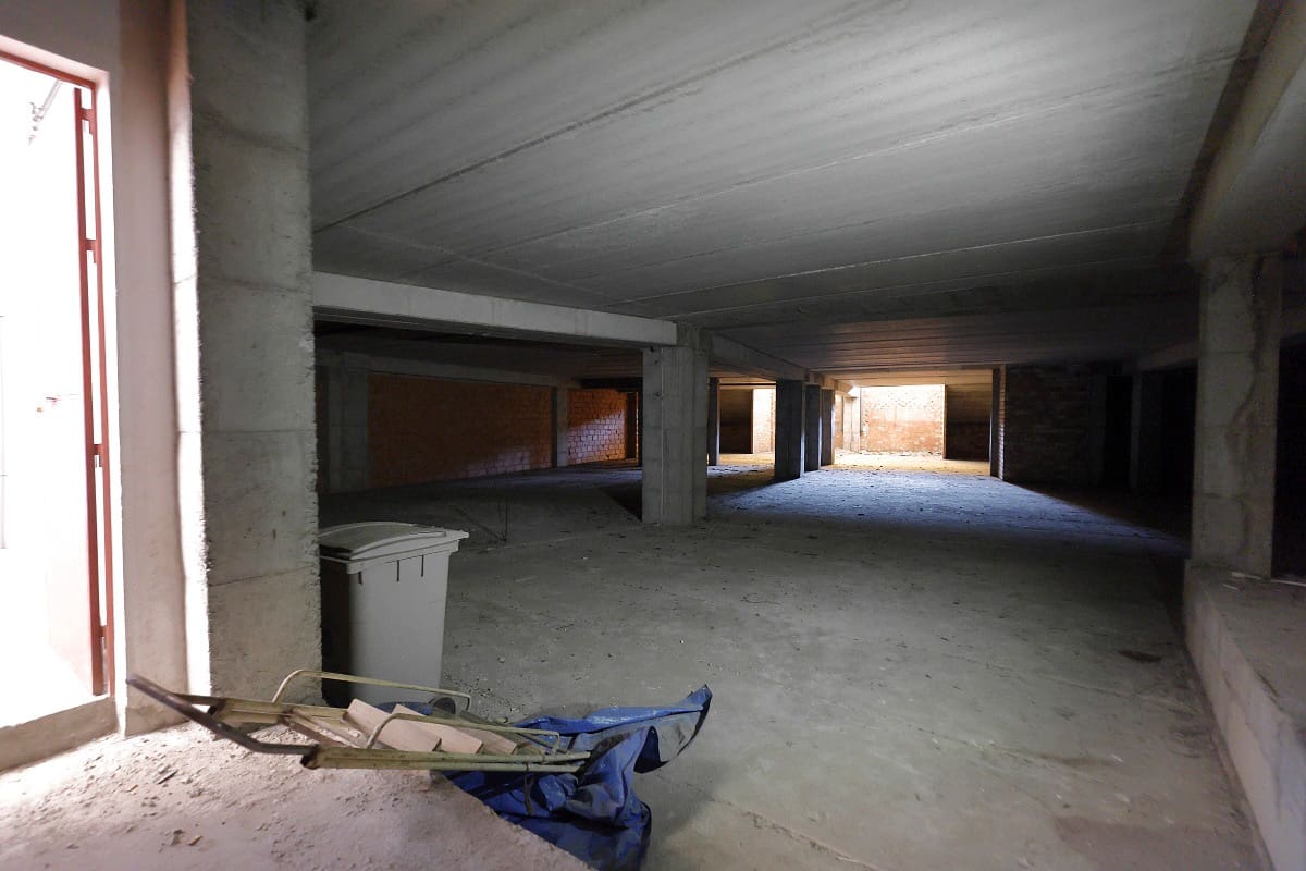 Kommersiell att hyra i Granada stad - 4 500 € (Ref: 9271895)