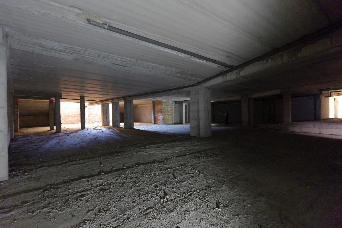 Kommersiell att hyra i Granada stad - 4 500 € (Ref: 9271895)