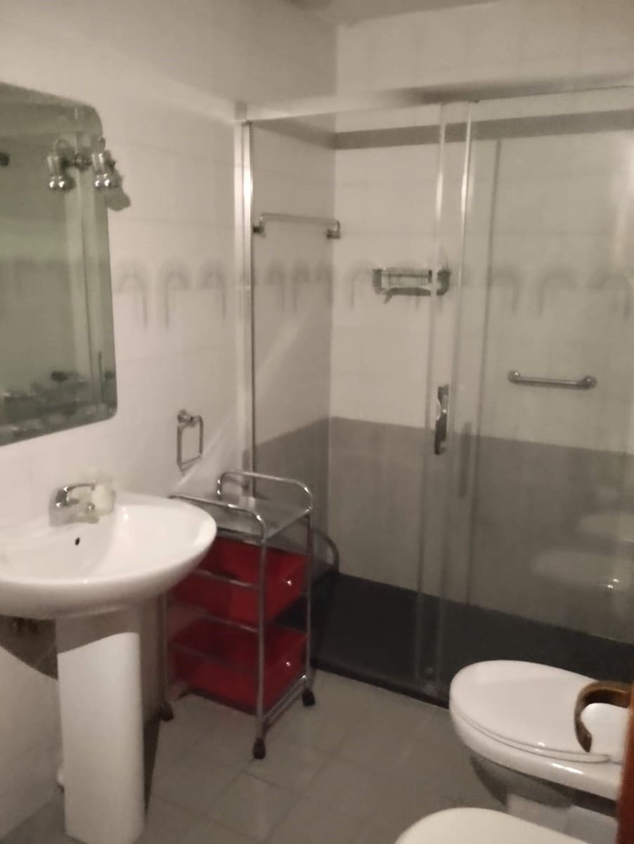 1 soveværelse Lejlighed til leje i Granada by - € 670 (Ref: 9271980)