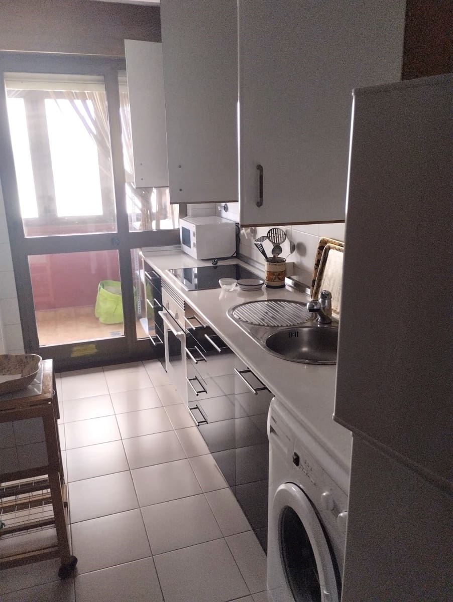 1 soveværelse Lejlighed til leje i Granada by - € 670 (Ref: 9271980)