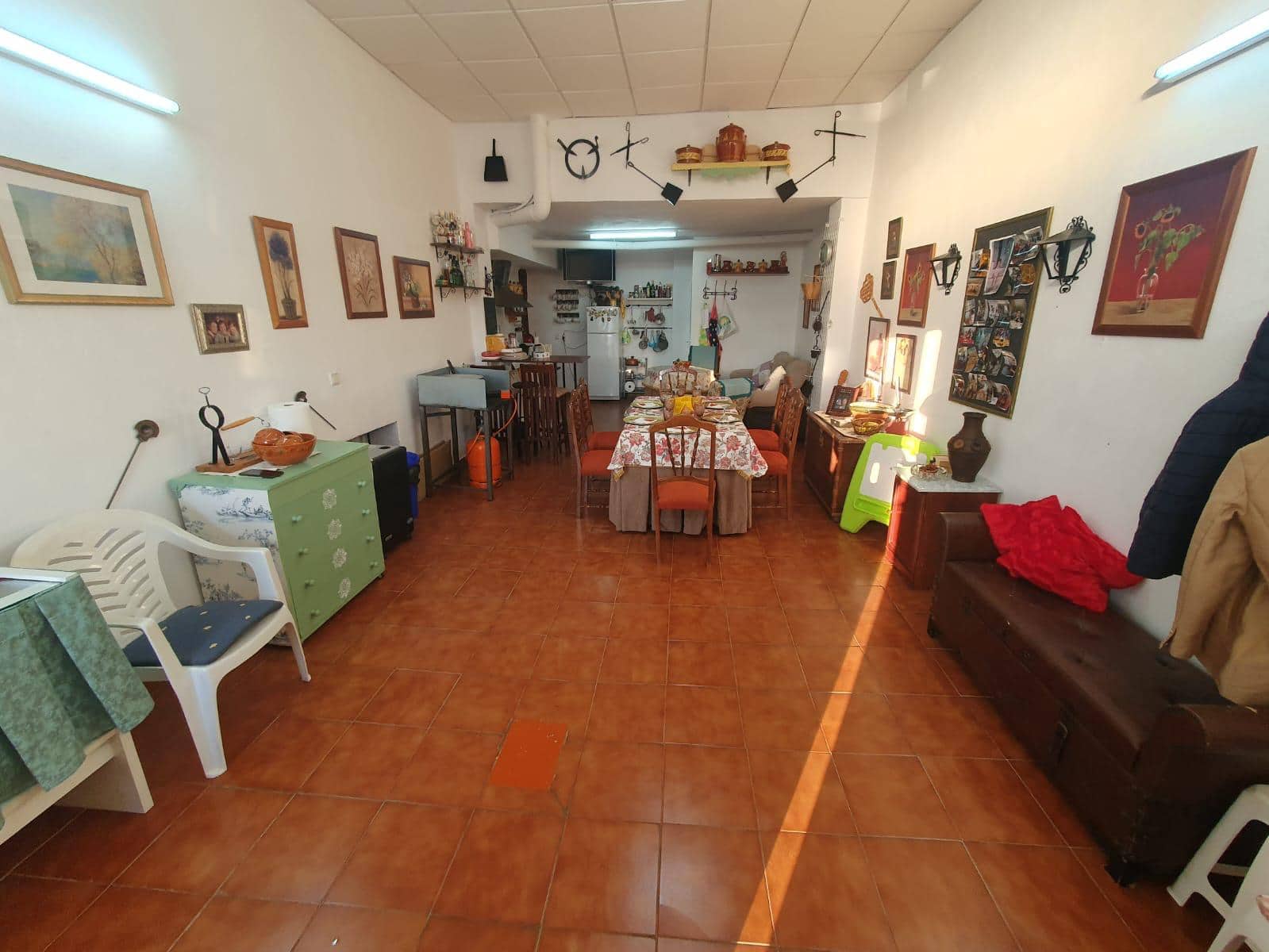 Garage till salu i Rute - 46 000 € (Ref: 9337101)