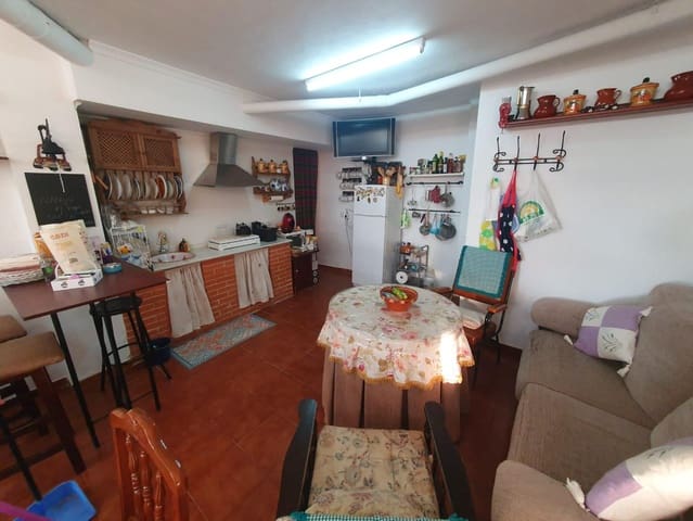 Garage til salg i Rute - € 46.000 (Ref: 9337101)